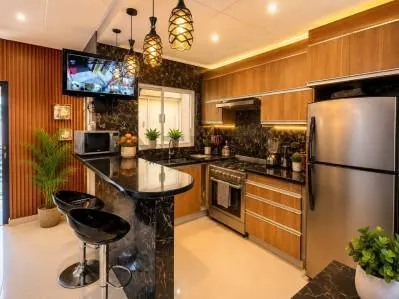 Casa con tienda comercial en venta sobre la Prolongación Beni: foto 2 de 5