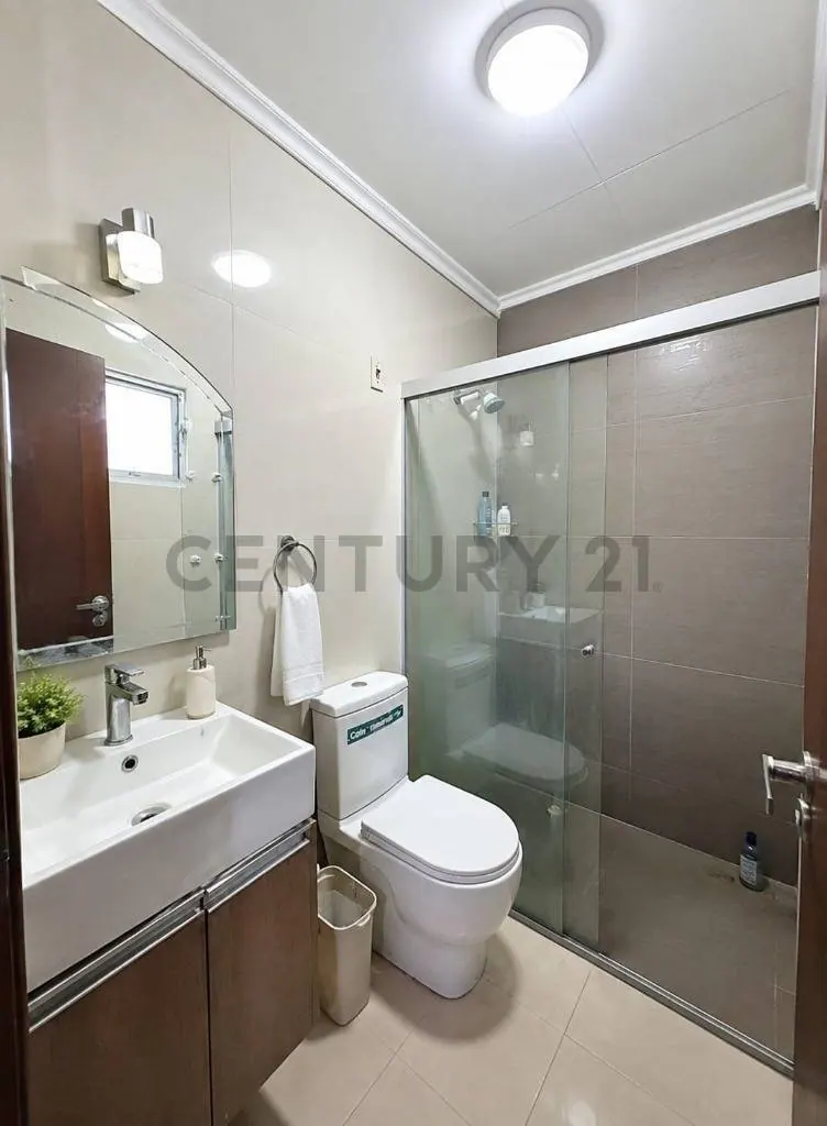 Casa con tienda comercial en venta sobre la Prolongación Beni: foto 4 de 5