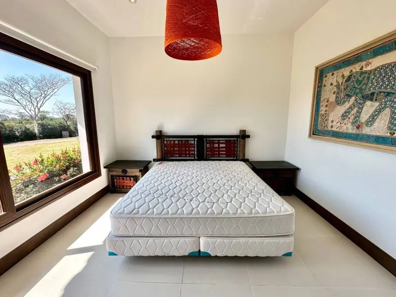 Casa amoblada de 4 dormitorios en alquiler en Tarumatú, Urubó: foto 9 de 33
