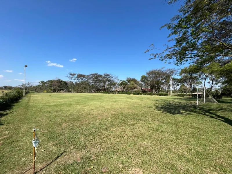 3-hectare country property for sale in Cotoca, with pools and cabins: foto 3 de 13