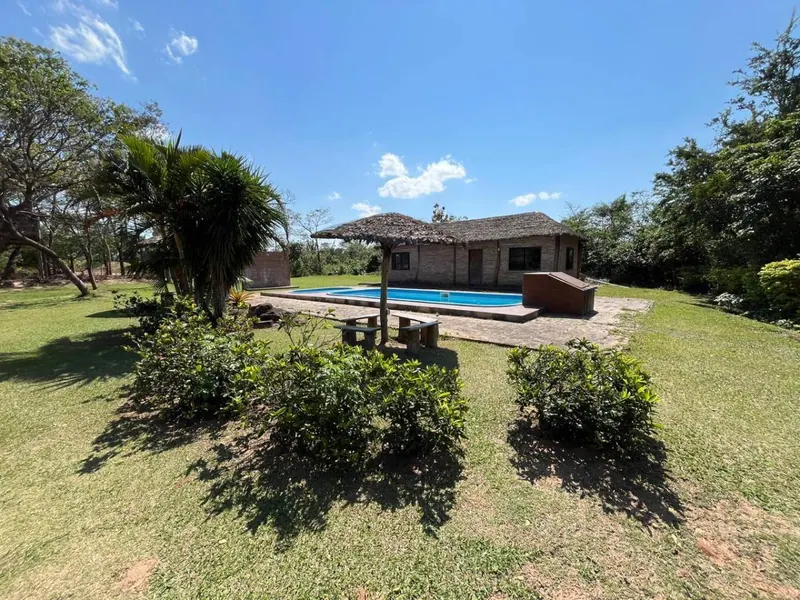 3-hectare country property for sale in Cotoca, with pools and cabins: foto 6 de 13