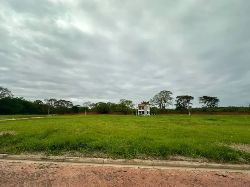 Terreno de 408,56 m² en venta en el Urubó, urbanización privada: foto 10 de 10