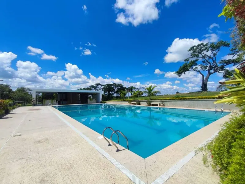 Terreno de 355,32 m² en venta en Las Palmas del Urubó III: foto 3 de 12