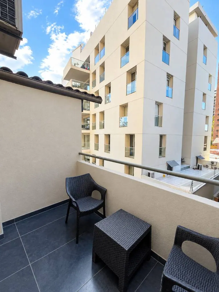 Departamento en venta a una cuadra de la Monseñor Rivero, Centro: foto 2 de 19