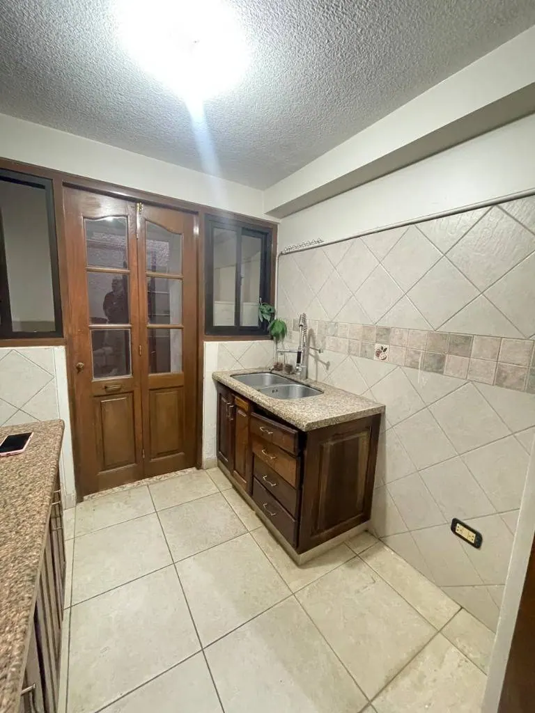 Departamento en venta a una cuadra de la Monseñor Rivero, Centro: foto 19 de 19