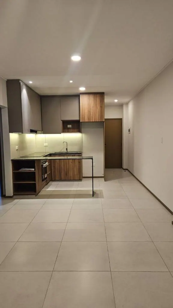2-bedroom apartment for rent in the Essenzia building: foto 7 de 11
