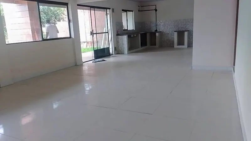 Casa de 4 dormitorios en alquiler en la Urb. Leonidas, Zona Este: foto 6 de 10