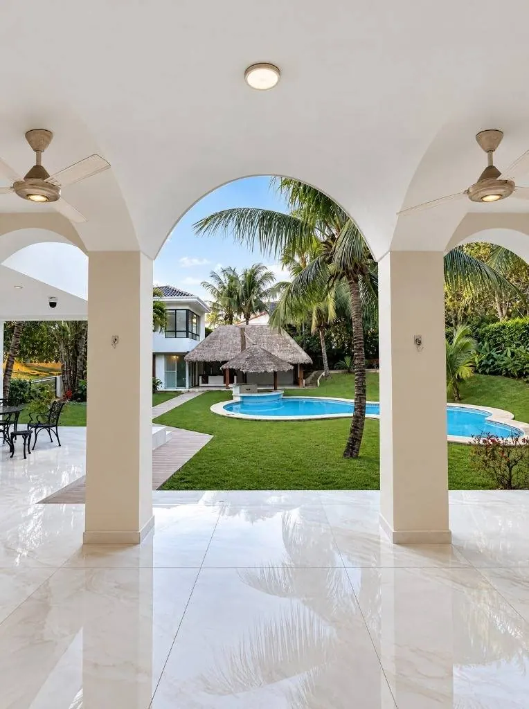 Casa de 6 dormitorios en venta en Colinas del Urubó, sector 2: foto 5 de 12