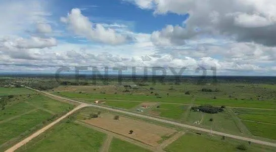 Terreno de 300 m² en venta en la urbanización Gran Paititi, Warnes: foto 1 de 3