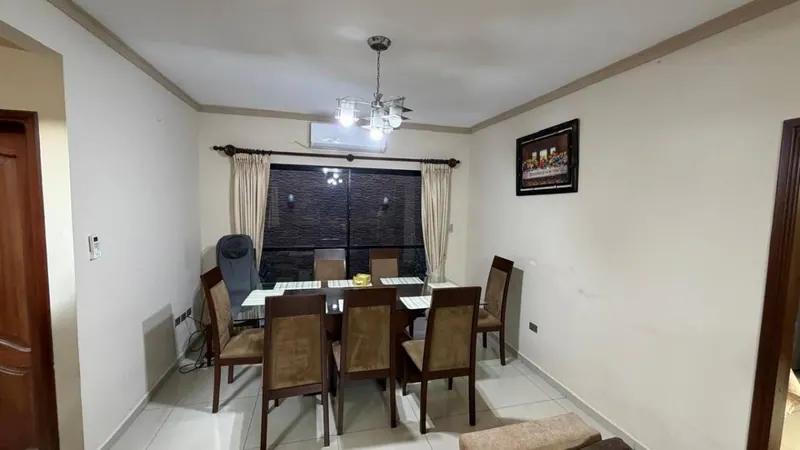 Furnished 3-bedroom house for rent on Av. Paraguá: foto 5 de 15