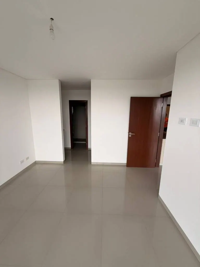 Departamento de 1 dormitorio en venta en In Tower, Urubó: foto 4 de 12