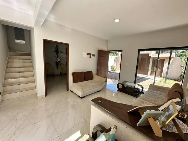 Casa en esquina de 2 plantas en venta en la Zona Norte, km 10: foto 8 de 35