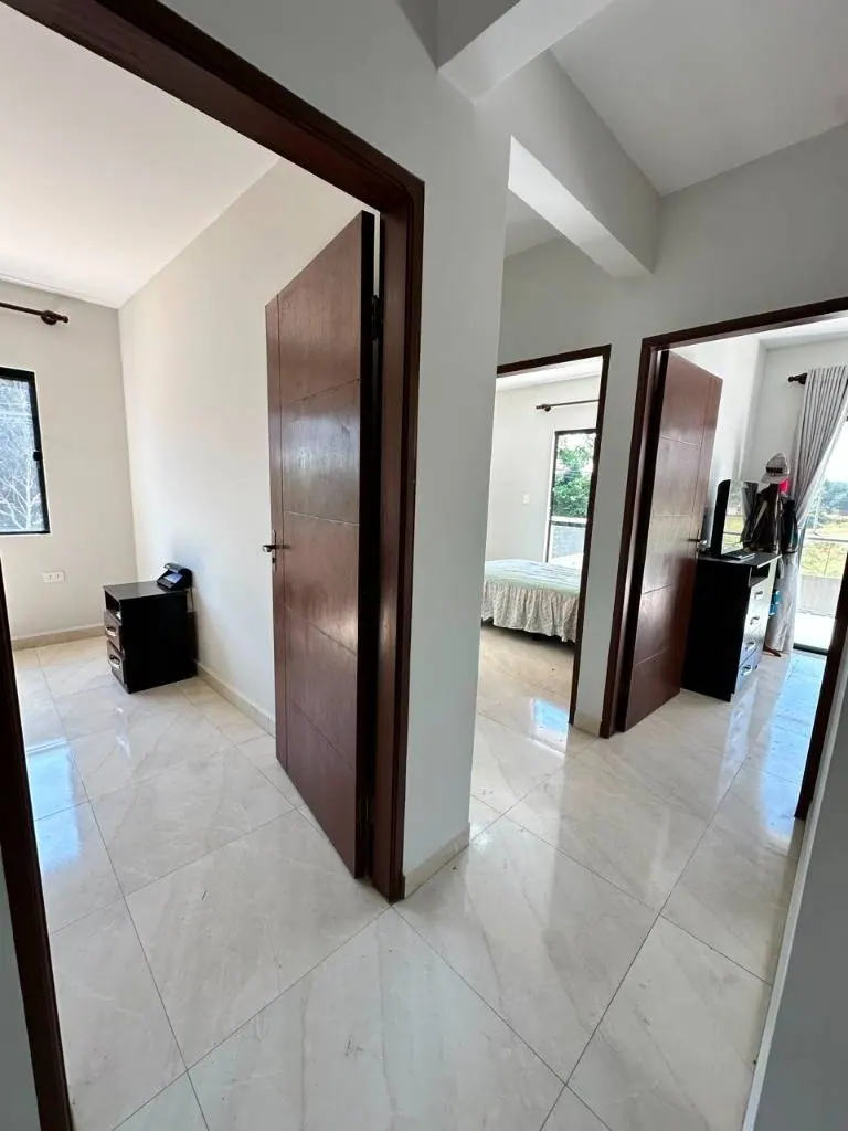 Casa en esquina de 2 plantas en venta en la Zona Norte, km 10: foto 19 de 35