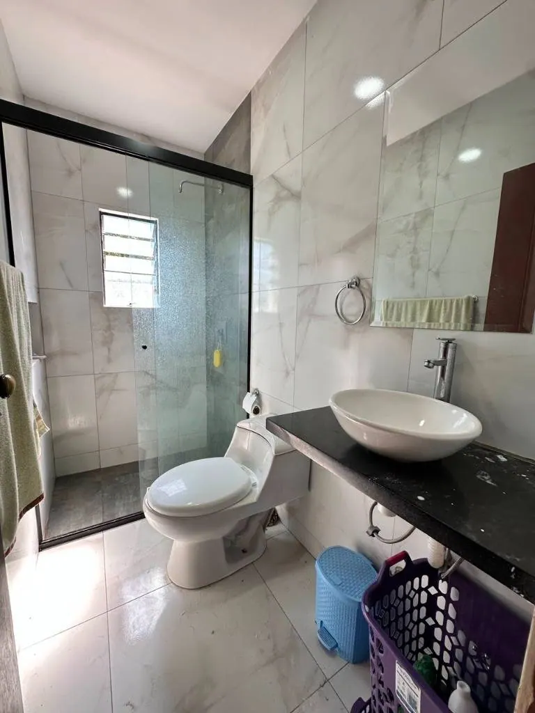 Casa en esquina de 2 plantas en venta en la Zona Norte, km 10: foto 21 de 35