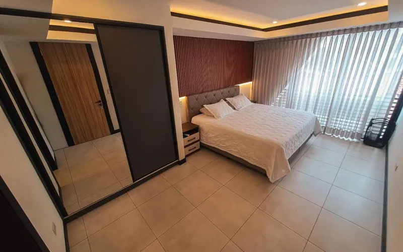 Departamento amoblado de 2 dormitorios en venta en Equipetrol: foto 3 de 11