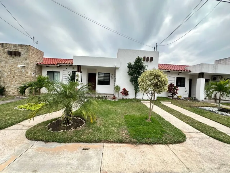 House for sale in the Fontana Family Club gated community, North Zone: foto 1 de 29