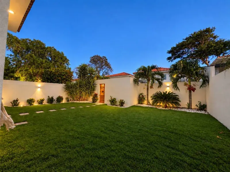 Furnished 4-bedroom house for sale in Bosques de la Colina: foto 27 de 29