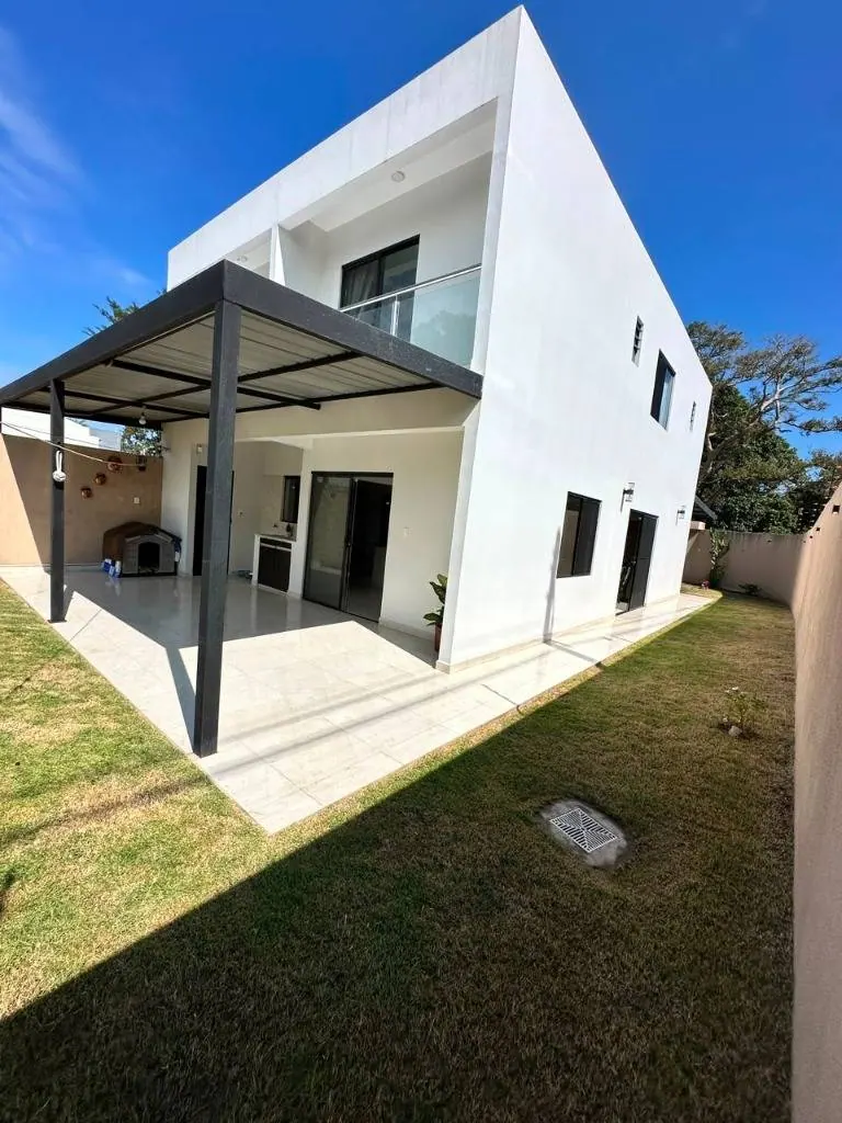 5-bedroom corner house for rent in Norte de La Molina: foto 14 de 35