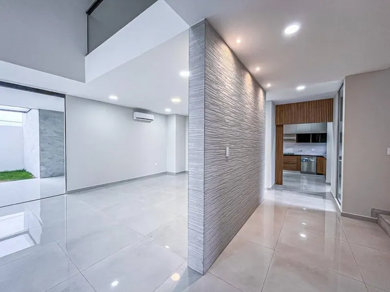Brand-new 4-en-suite-bedroom house for sale in Santa Cruz de la Colina: foto 4 de 29