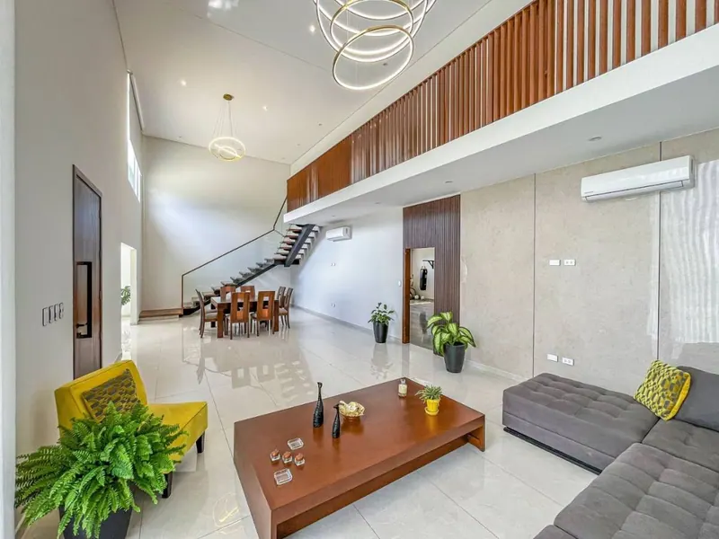 Casa de 3 dormitorios en venta en el condominio Urubó Golf: foto 4 de 21