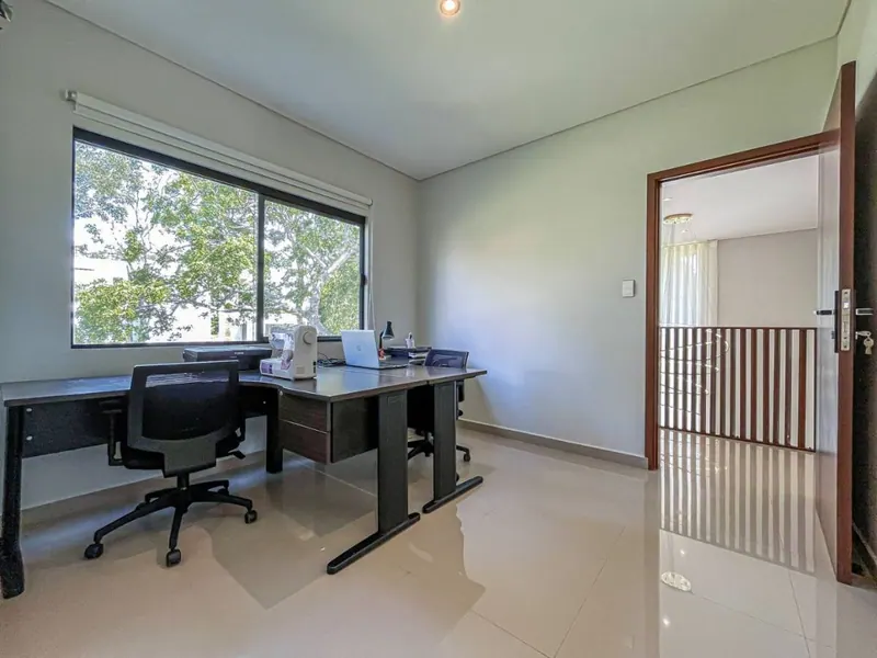 Casa de 3 dormitorios en venta en el condominio Urubó Golf: foto 14 de 21