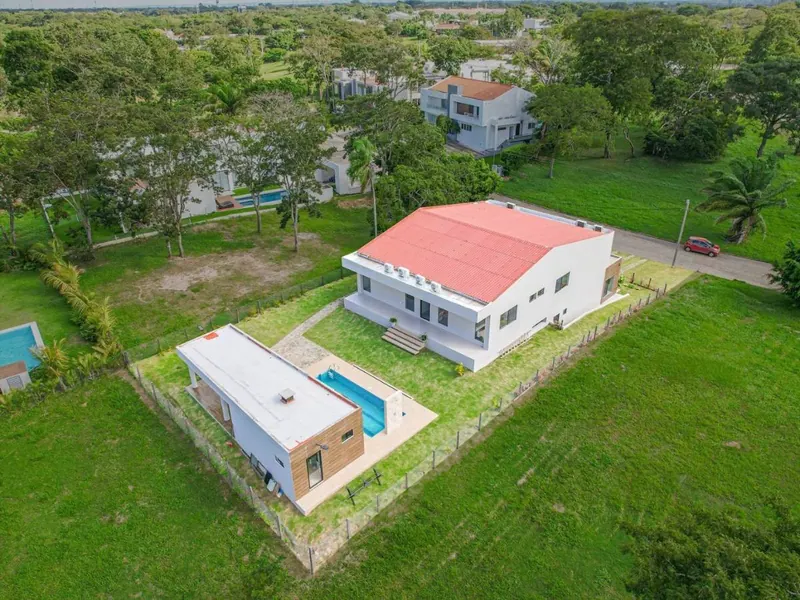 Casa de 3 dormitorios en venta en el condominio Urubó Golf: foto 21 de 21