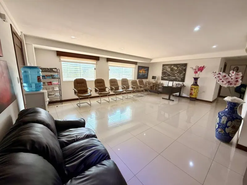 2-bedroom apartment for sale in Equipetrol, ground floor: foto 8 de 12