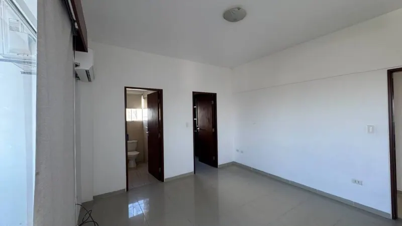 Departamento de 3 dormitorios en alquiler en la Zona Norte, piso 13: foto 1 de 5