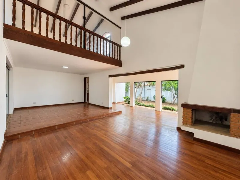 Corner house for rent in Los Cusis, commercial use: foto 4 de 16