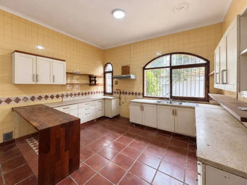 Corner house for rent in Los Cusis, commercial use: foto 13 de 16