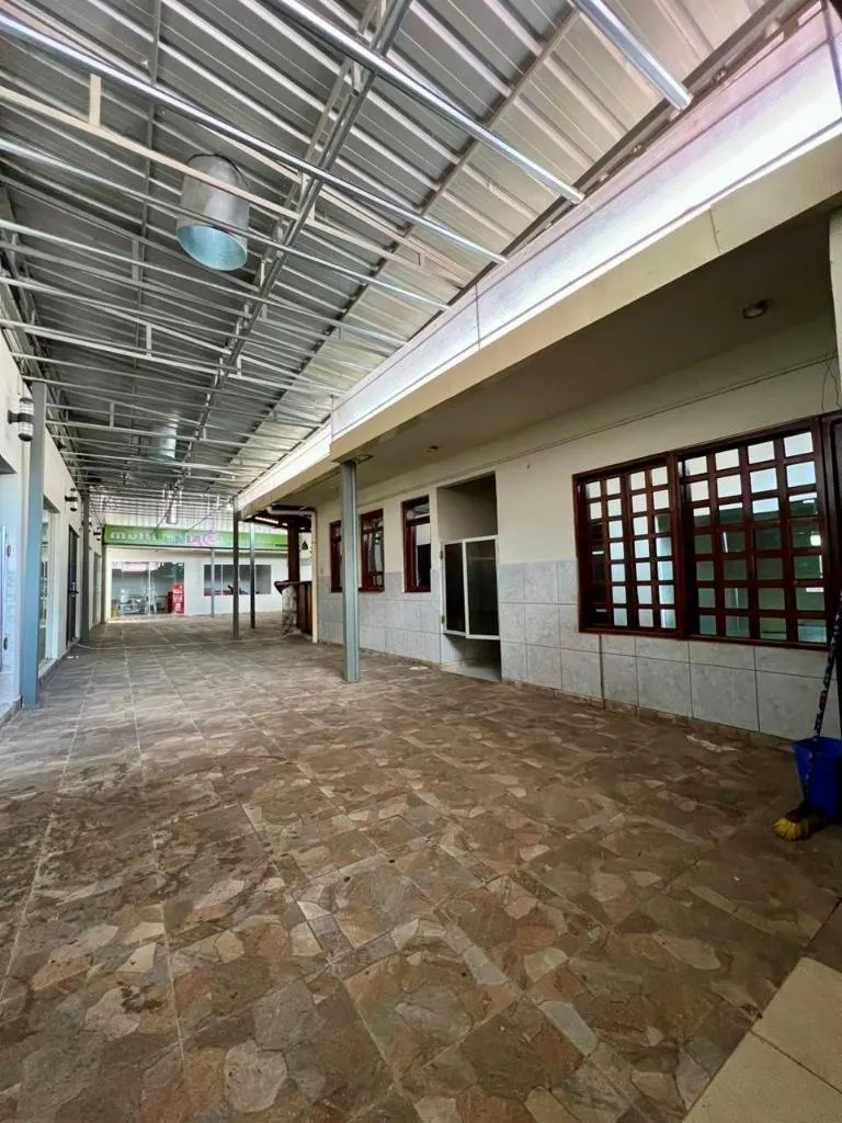Galería con 11 locales comerciales en venta sobre la calle Bolívar: foto 8 de 13