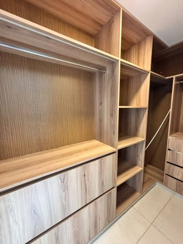 Departamento de 1 dormitorio amoblado en alquiler en Golden Tower: foto 11 de 15