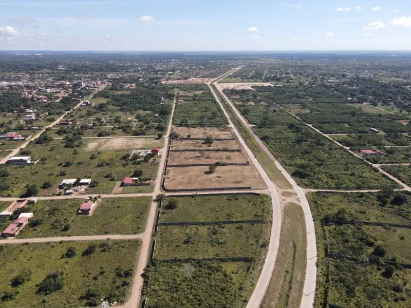 Terreno de 1.000 m² en venta en la urbanización Tavaguasu, Cotoca: foto 7 de 9
