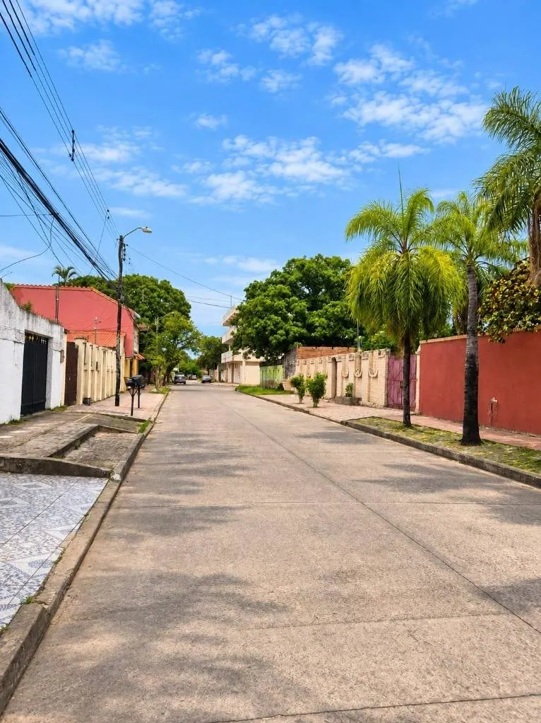 400 m² lot for sale in Villa Warnes, West Zone: foto 1 de 4