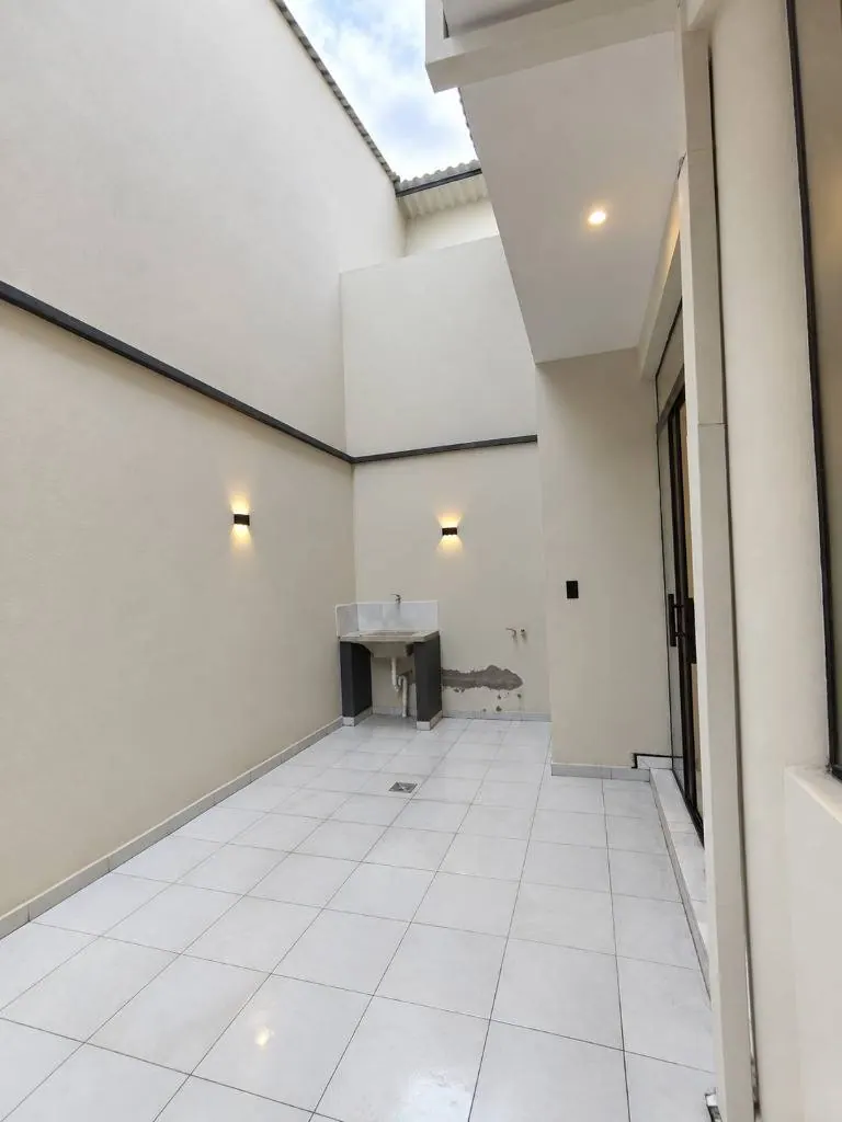 Casa de 3 dormitorios en venta en el condominio Villegas Garden: foto 14 de 16