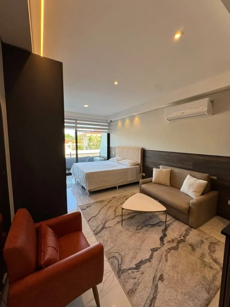 Furnished studio for rent in Luxe Suites, Equipetrol: foto 10 de 19