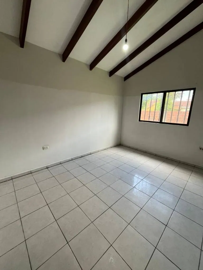 Corner house for sale in the Nueva Esperanza development, La Guardia: foto 15 de 31