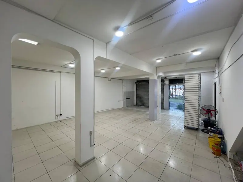 Commercial building for sale on Av. Argamoza, 1st ring: foto 2 de 9