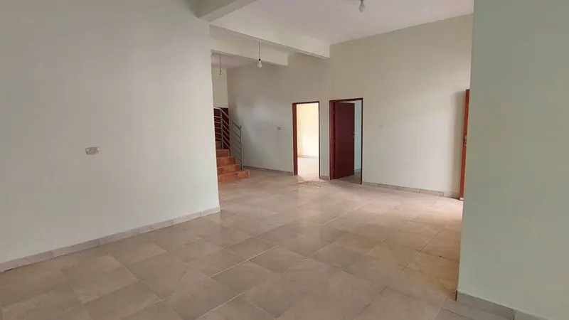 6-bedroom house with pool for sale in La Guardia: foto 4 de 18