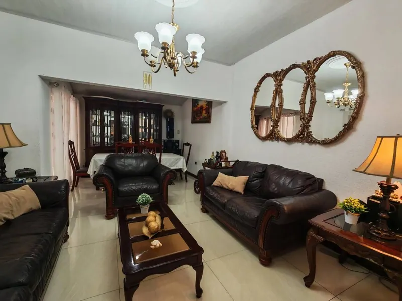 Casa de uso comercial en venta sobre el 3er anillo, Zona Norte: foto 3 de 21