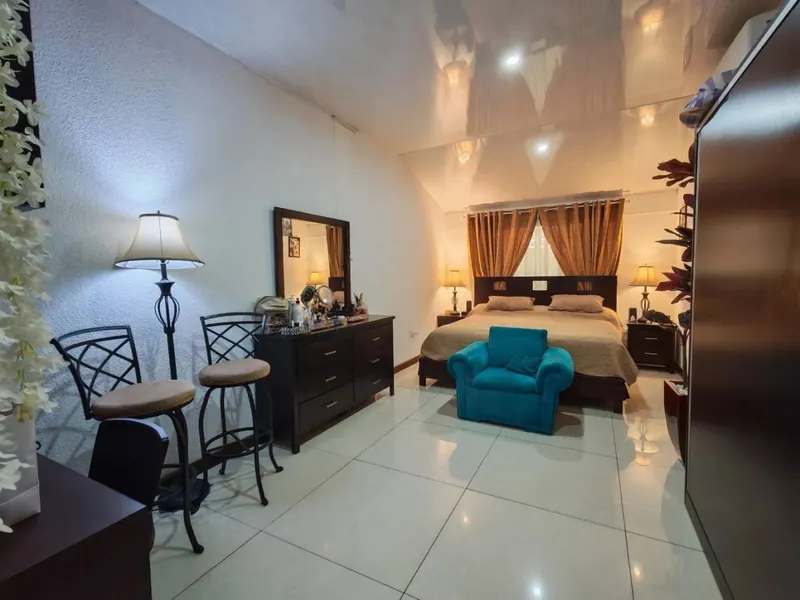 Casa de uso comercial en venta sobre el 3er anillo, Zona Norte: foto 9 de 21