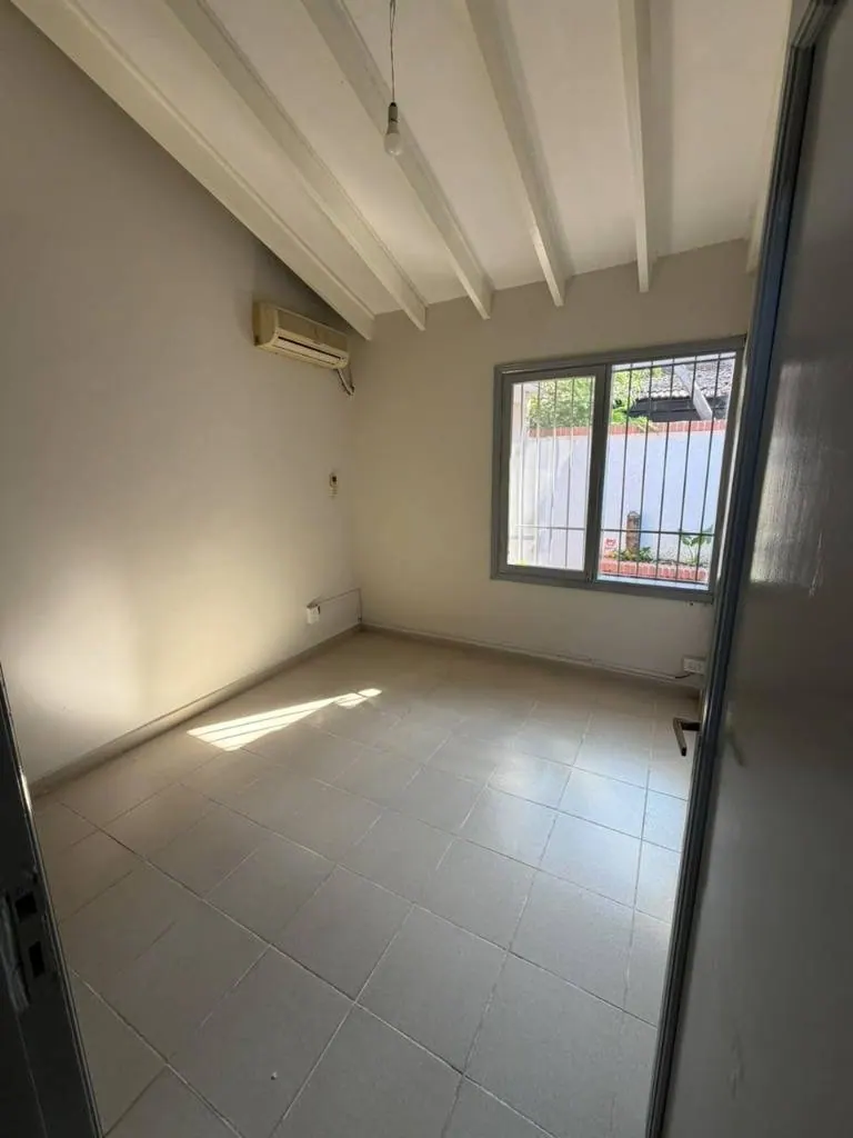 4-bedroom house for rent in Urbarí, home or business: foto 4 de 15