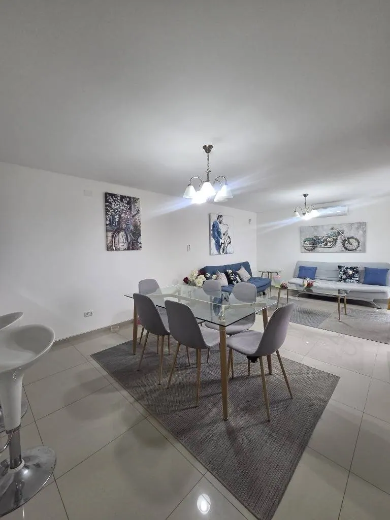 Departamento amoblado de 2 dormitorios en venta en condominio Baruc 1: foto 3 de 16