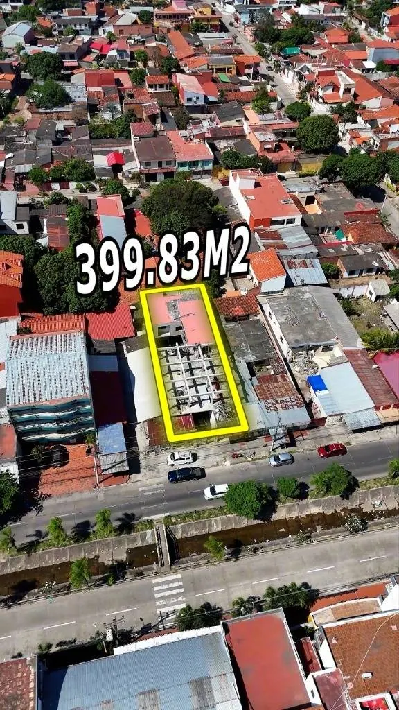 Mixed-use house for sale on Av. Centenario, West Zone: foto 2 de 6