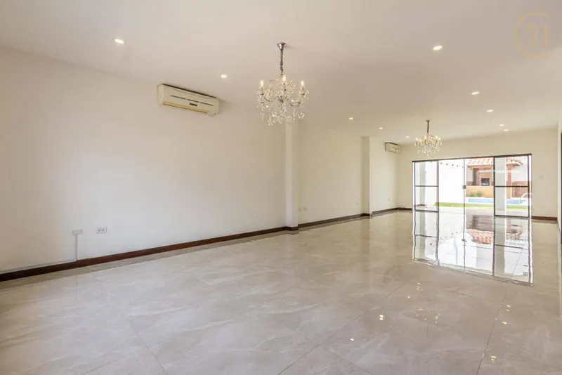 3-bedroom house with pool for sale in Equipetrol: foto 2 de 10