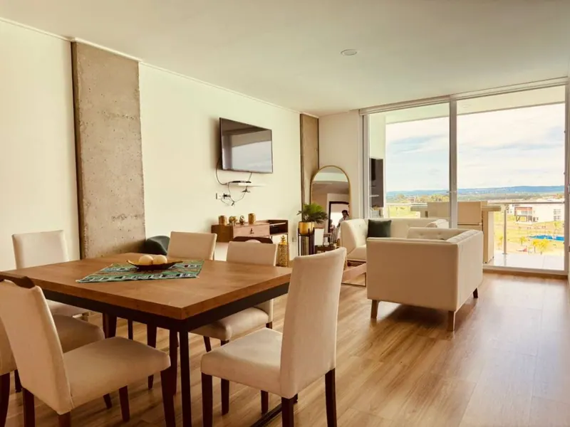 Departamento amoblado de 2 dormitorios en venta en Mar Adentro, Urubó: foto 2 de 9