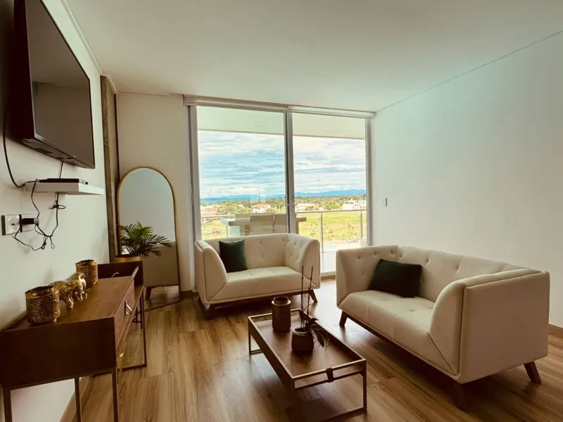 Departamento amoblado de 2 dormitorios en venta en Mar Adentro, Urubó: foto 4 de 9