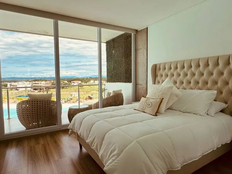 Departamento amoblado de 2 dormitorios en venta en Mar Adentro, Urubó: foto 9 de 9