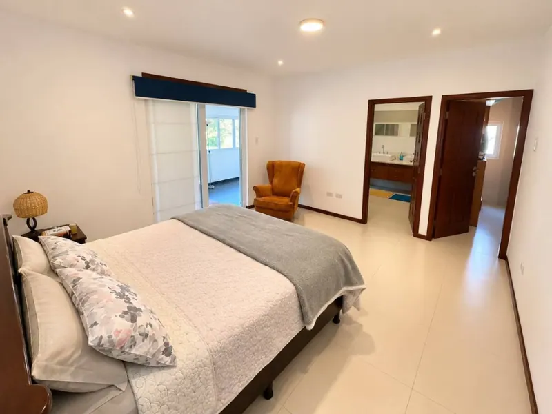 Casa de 4 dormitorios en venta en el condominio Piraí, Zona Oeste: foto 15 de 27