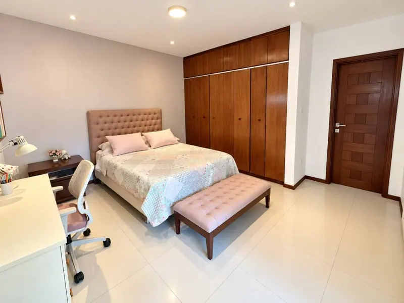 Casa de 4 dormitorios en venta en el condominio Piraí, Zona Oeste: foto 21 de 27
